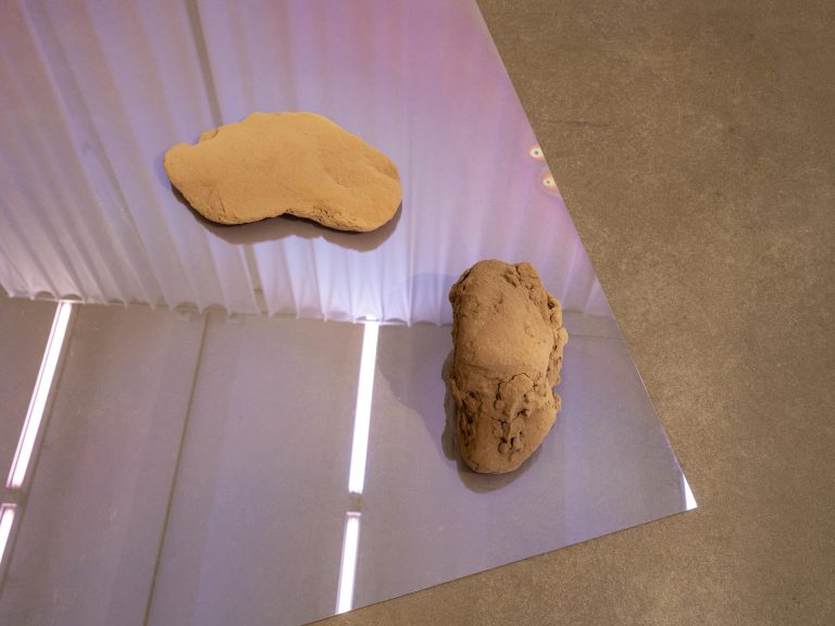 A sand-like sculpture made of 3D printed material.