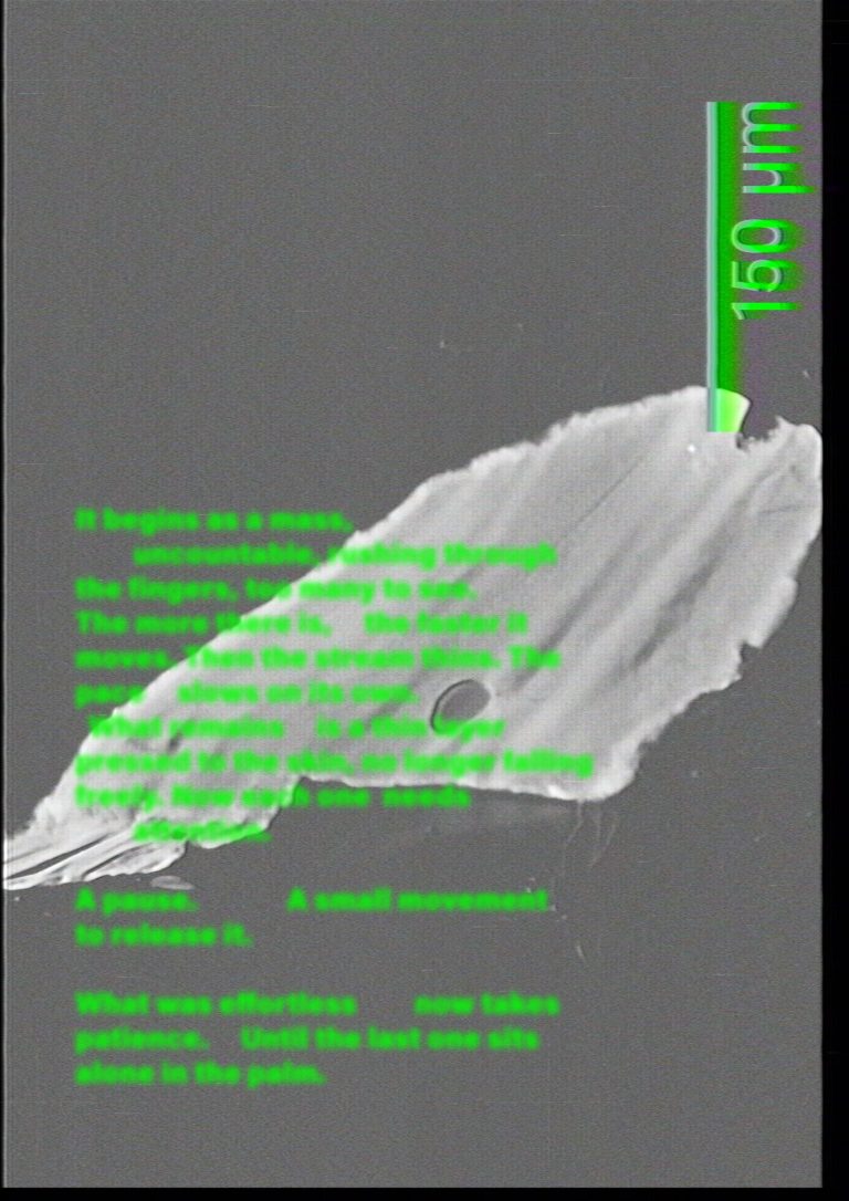 A grey sand grain with a 150 µm scale bar and green text sits on a grey background.